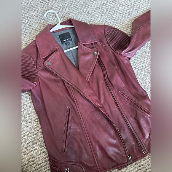 Trouve Leather Moto Jacket in wine color size small - Picture 10 of 10